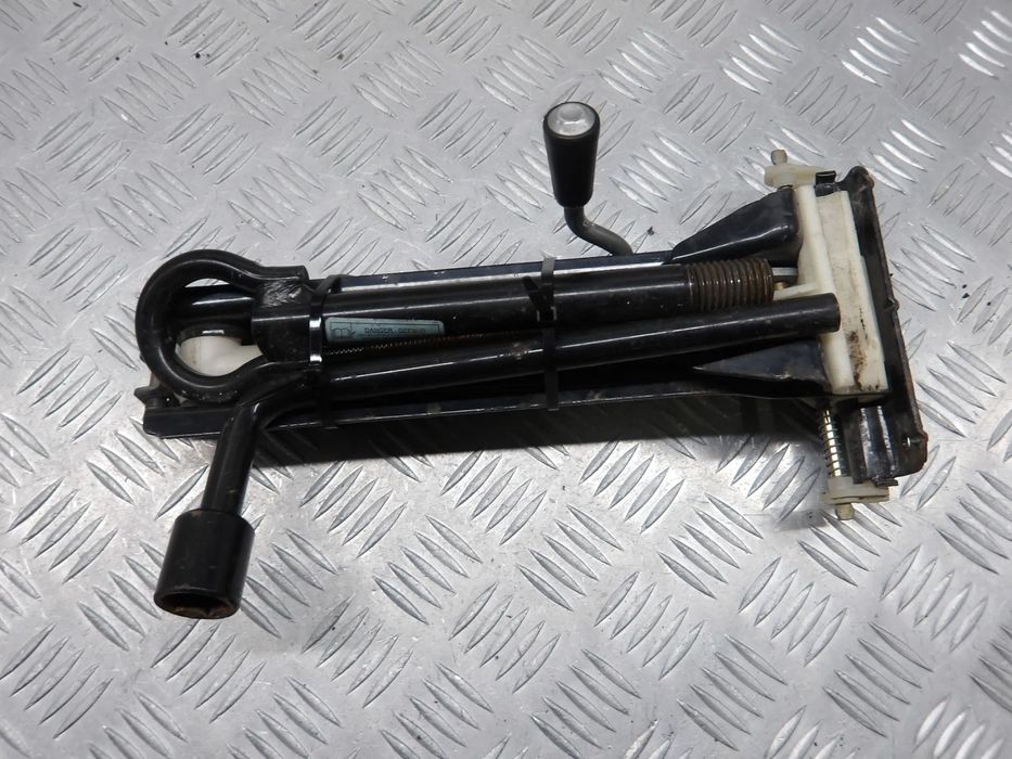 RENAULT LAGUNA II KOMBI 1.9D ZESTAW NAPRAWCZY LEWAREK UCHO HOLOWNICZE KLUCZ