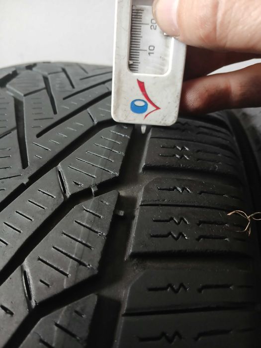 Opony zimowe Semperit 205/55/16