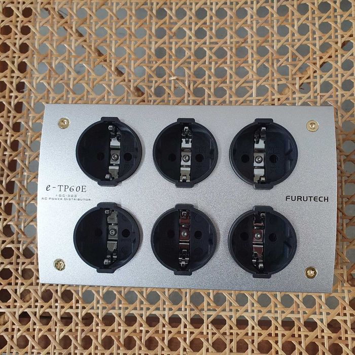 Listwa zasilajaca audio furutech tp-60e.