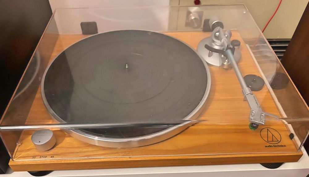 Gira discos Audio Technica LPW3OTK Manual de Tração por Correia