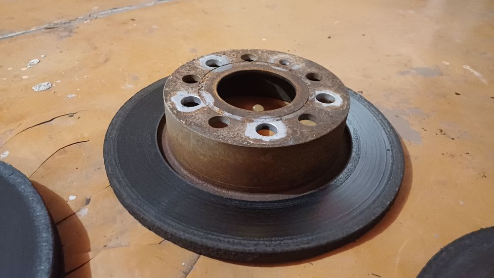 Обміняю/віддам робочі б/у стійки амортизаторів передні Sachs 5C0413 03