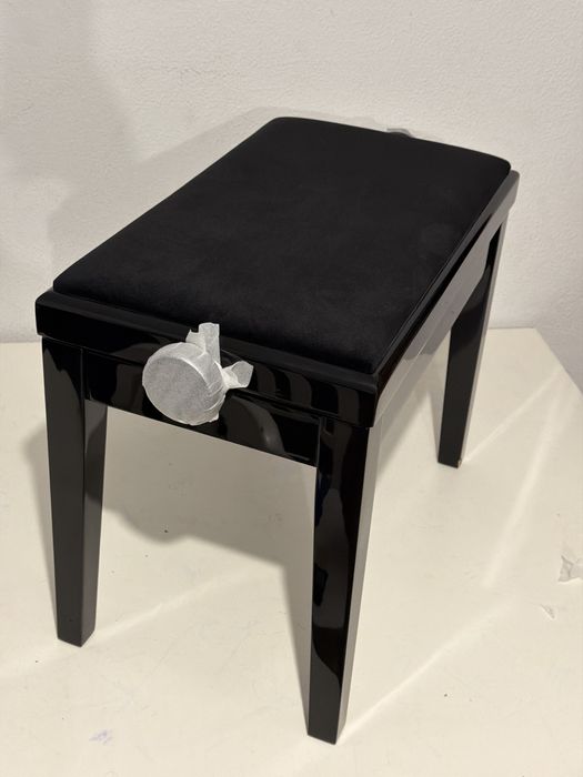 Banco de piano Roland