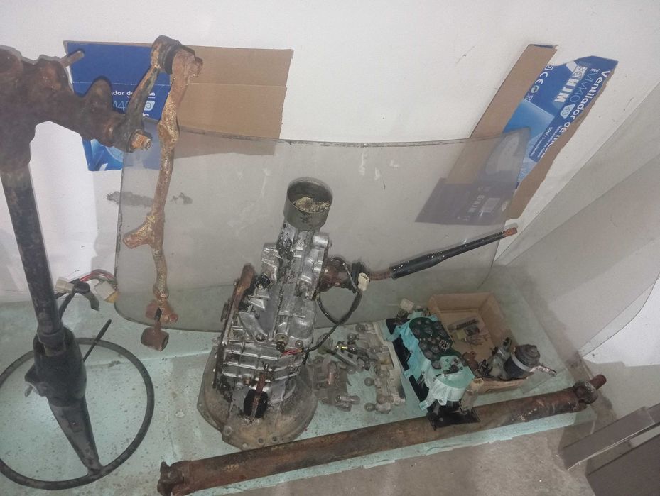 Lote de peças Toyota KE20