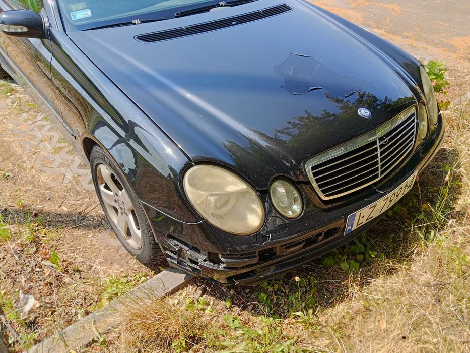 Mercedes e klasa w211