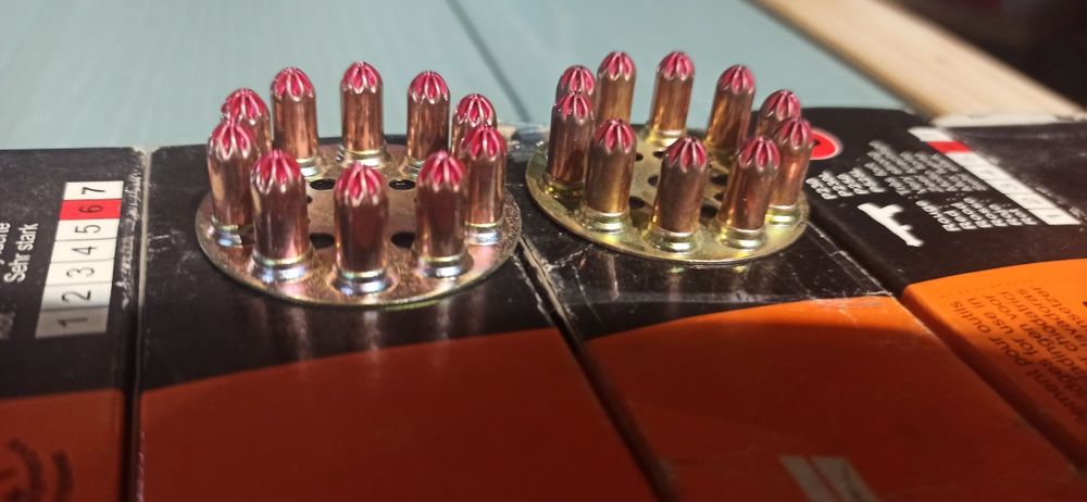 Патрон монтажный индустриальный SPIT красный 6