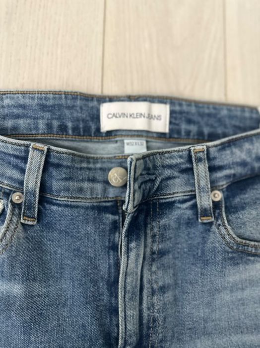 Продам джиси Calvin Klein Jeans