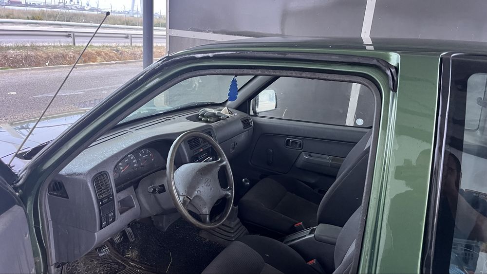 NISSAN D22 2.5 D 4x2