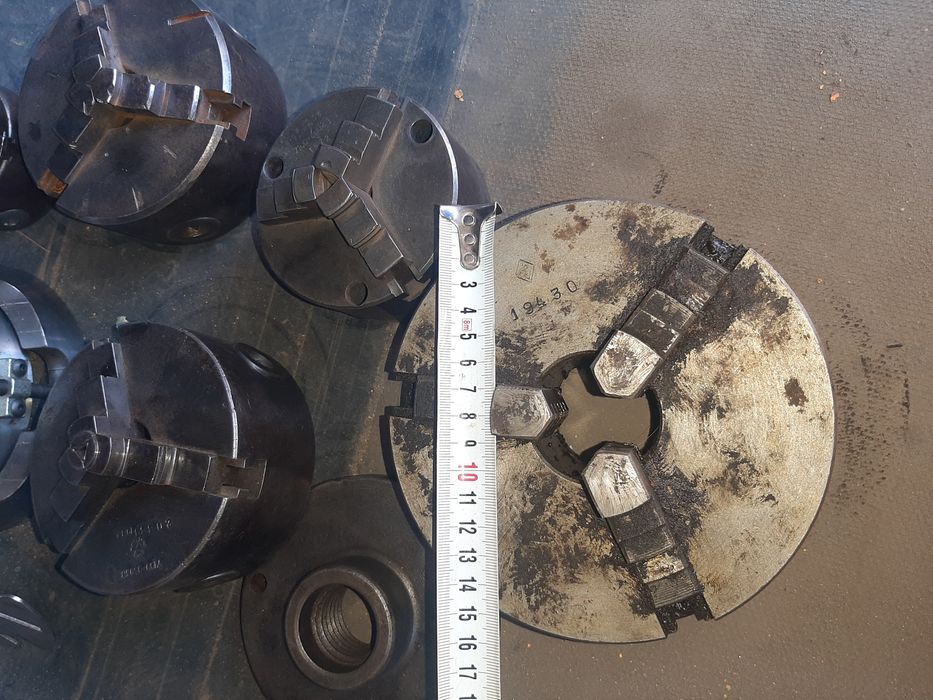 Бабка -патрон зажимной 125мм