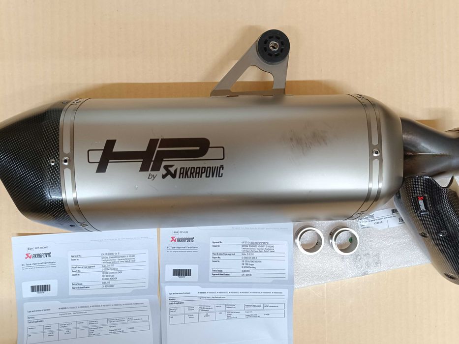 Ponteira Akrapovic Titânio BMW R1200 GS ou GSA ou R1250 GS GSA