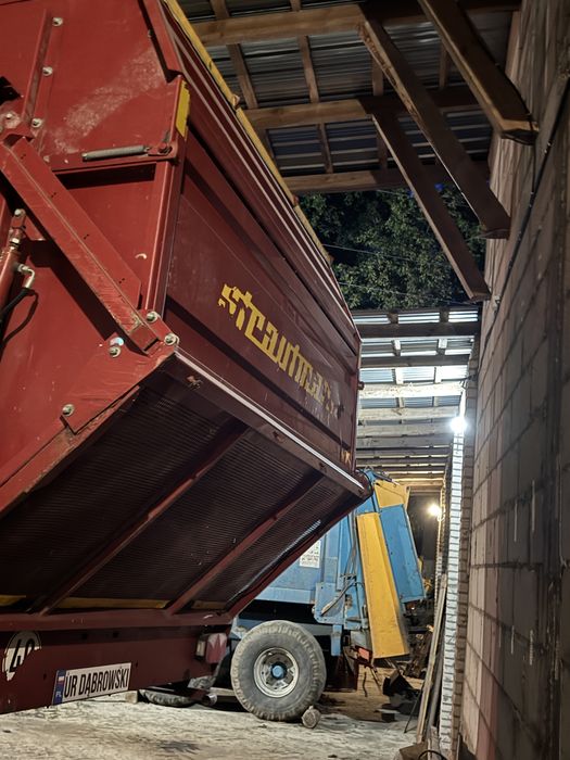 Przyczepa Samozbierajaca Strautmann Super Vitesse plus 3101 DO