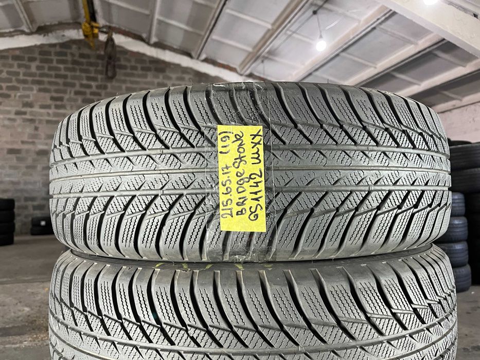 GS1142 Зимові шини 215/65r17 Bridgestone Blizzak LM001 пара резина р17
