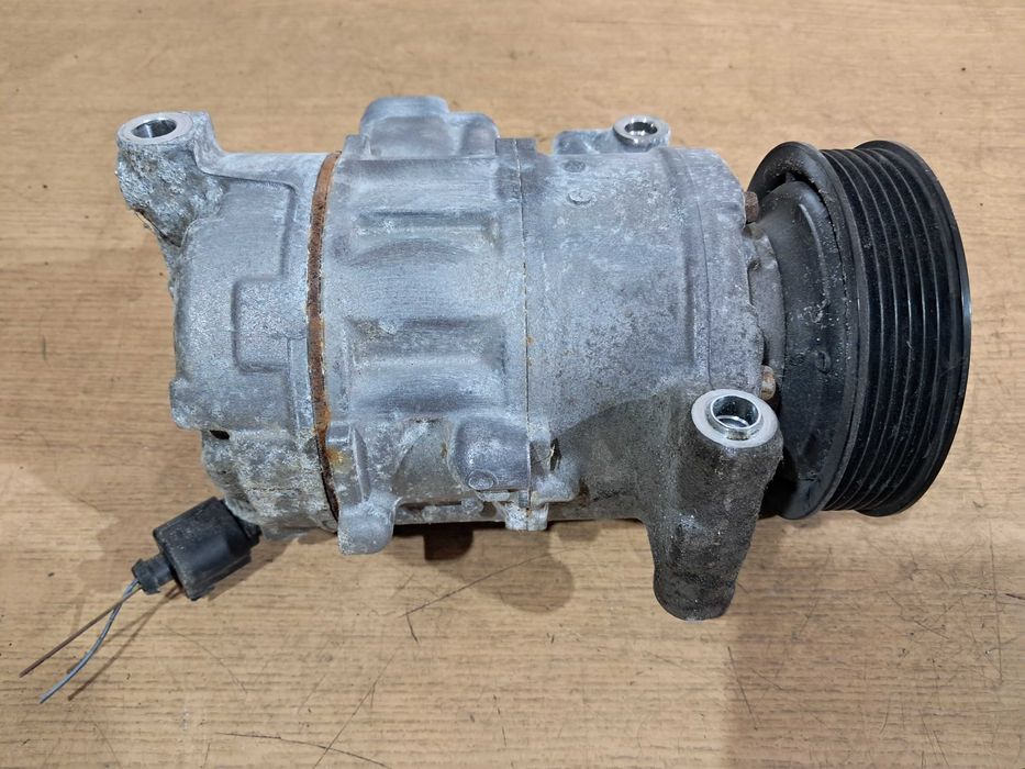 Kompresor sprężarka klimatyzacji 2.0 AUDI A4 B8 A5 8T Q5 8R DENSO