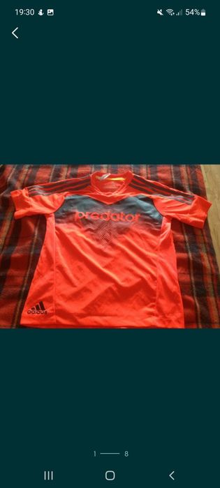 Футболки фирмы Adidas и Ferrari