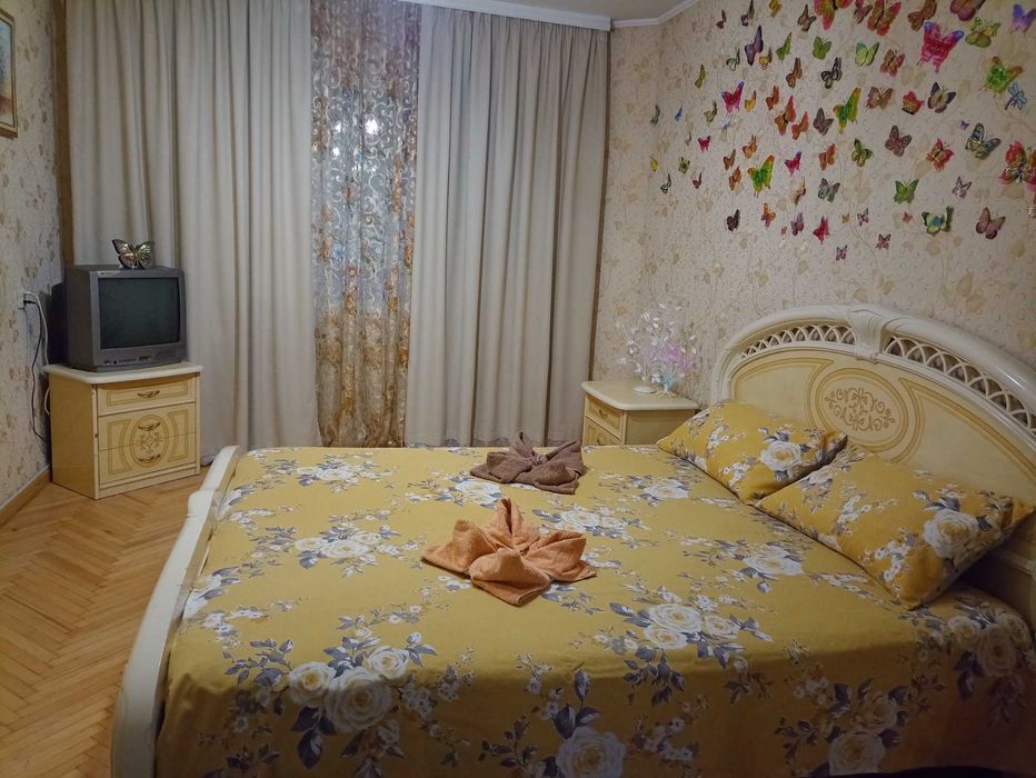 Квартира, 1 ком Посуточно, почасово, Космонавтов рядом  с парком