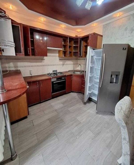 2 кімнвтна квартира на Махачкалінській