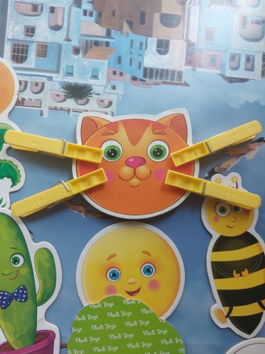 Игра с прищепками Vladi Toys+ Пазлы на 4 года