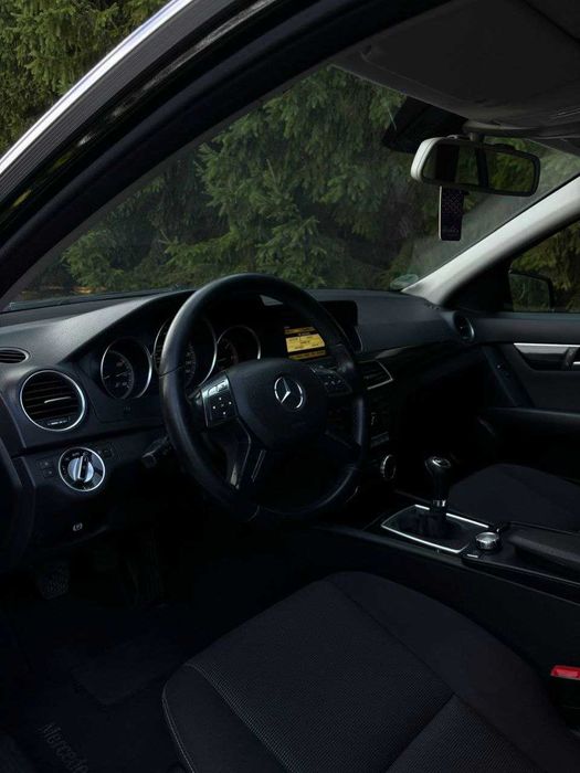 Mercedes C200 W204 2012
