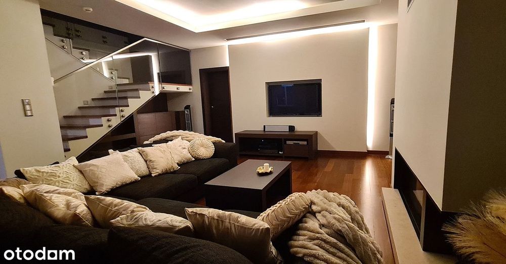 wolnostojący Strzeniówka 277m2 działka 2000m2 -LAS-SPOKÓJ-BEZPOŚREDNIO
