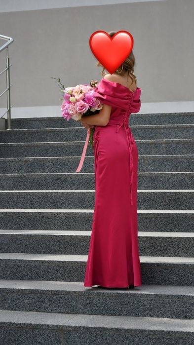 Розкішна сукня для випускного вечора, святкової події, фотосесії