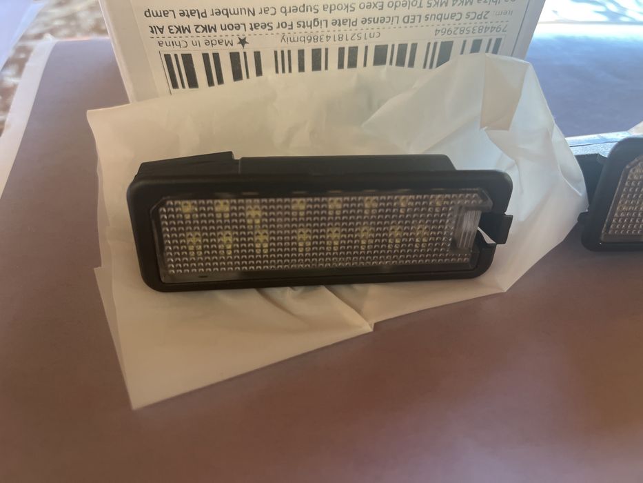 Подсветка номера seat leon ibiza toledo exeo skoda superbОсвітленняМот