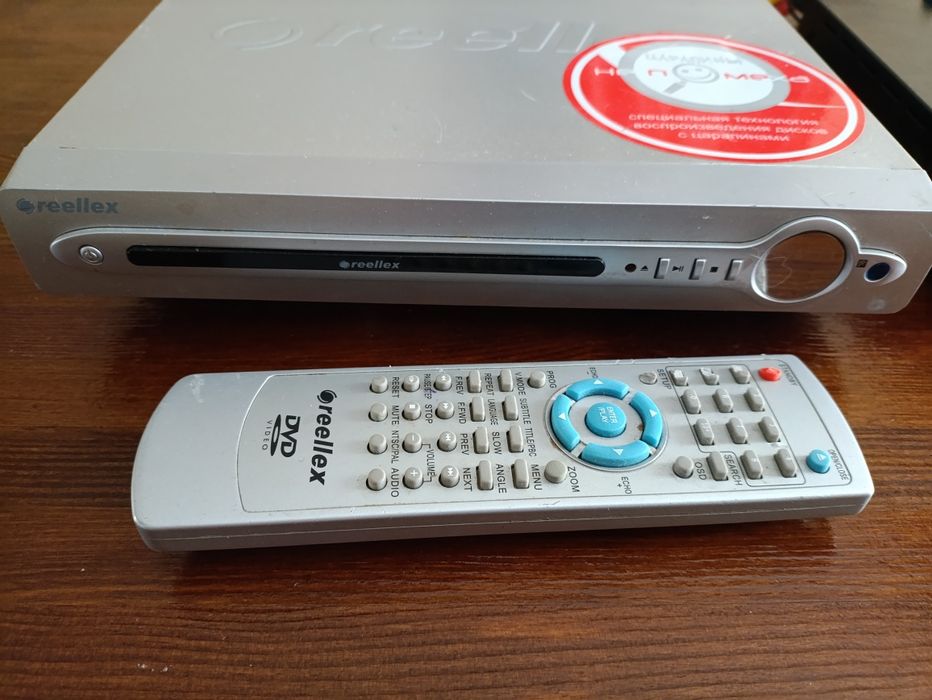 DVD плеер BBK Reellex