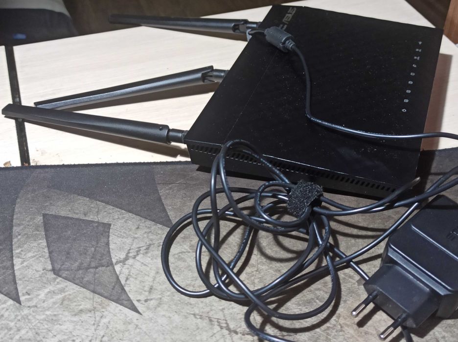 Маршрутизатор (роутер) ASUS RT-N66U