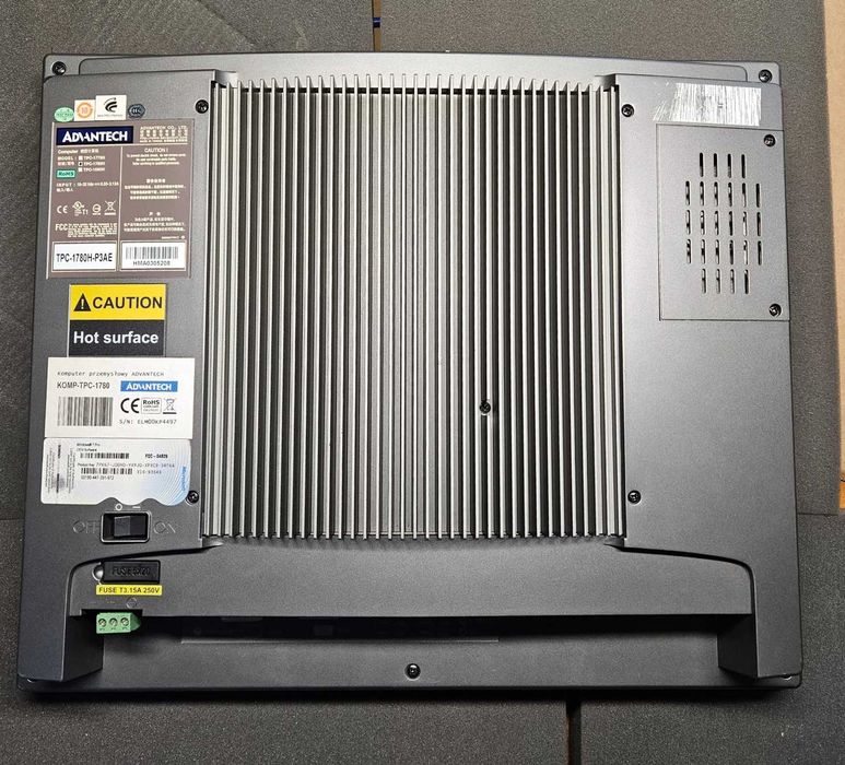 Komputer przemysłowy Advantech TPC-1780, PPC-4211W,  TPC-2140WP.
