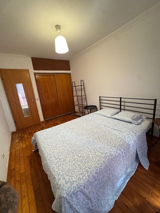 Quarto para arrendamento