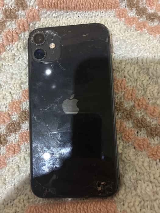 iPhone 11 vendo pq ta parado e