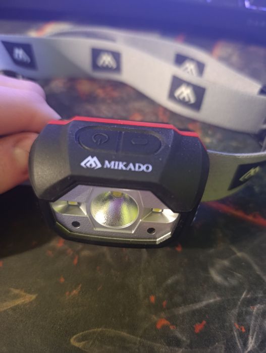 Latarka Mikado  .
