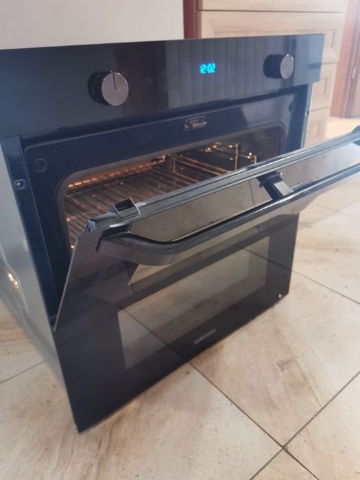 Piekarnik dual cook flex do zabudowy