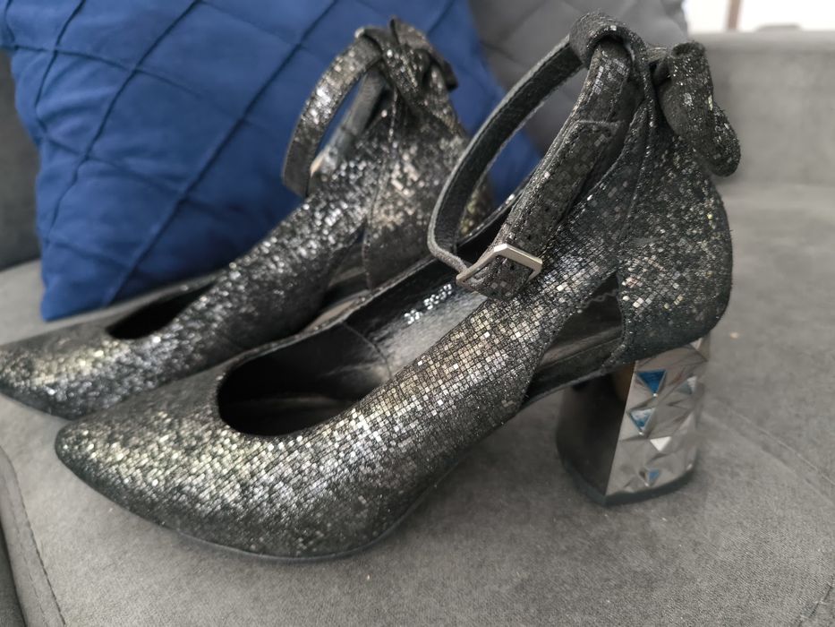 Buty czółenka Maciejka rozmiar 39