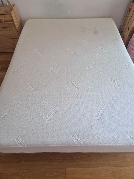 Colchão 200x150 Usado com Estrado