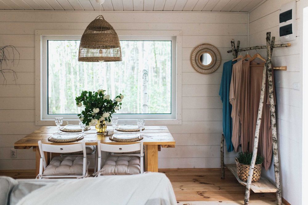 Domki w drzewach blisko Warszawy, 70 m od domku leśne spa.