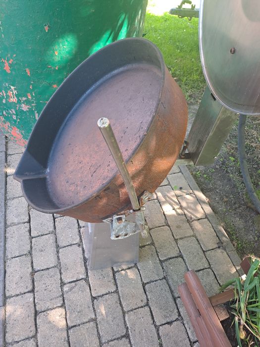 Patelnia żeliwna