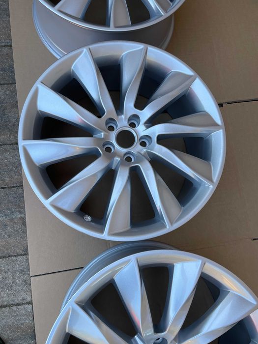 Okazja oryginalne felgi JAGUAR F-PACE 10,5Jx20 ET38 9Jx20 ET55 NOWE