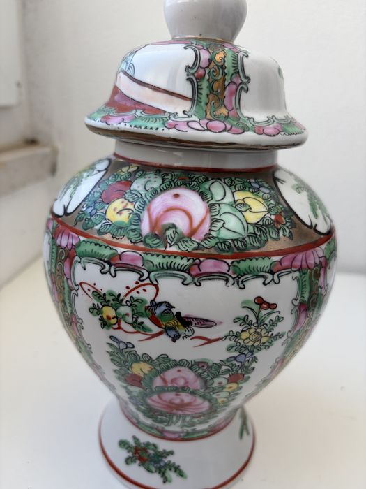 Ancient Chinese Porcelain Jar513316200058071042