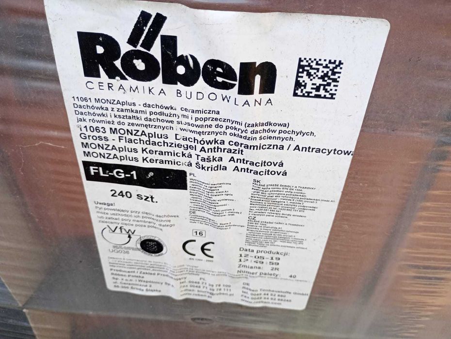 Dachówka Roben FL-G-1 Monza Plus CZARNA Antracyt