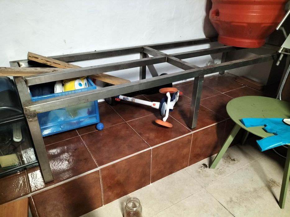 Todo o material e mais algum para despachar