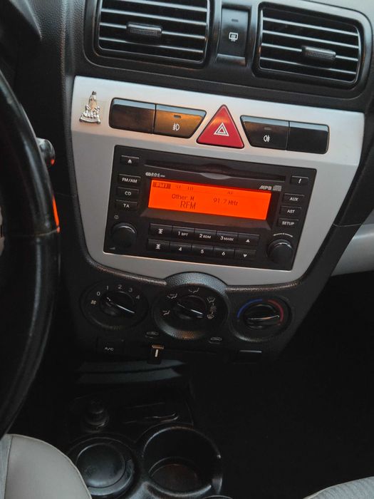 Carro em bom estado como se ve nas fotos