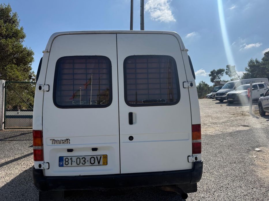 Ford transit em bom estado