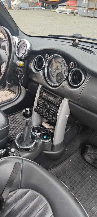Mini Cooper S mały wariat