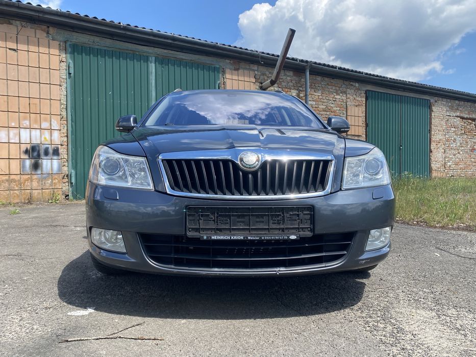 Бампер Skoda Oktavia A5 FL 9153 9J9J