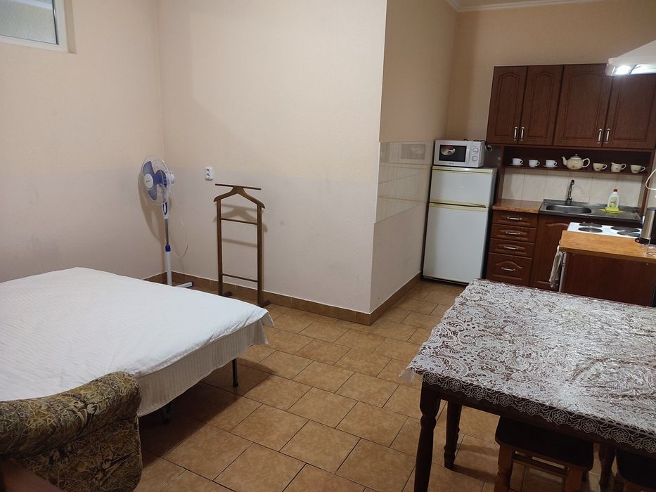 DOBA - Центр 2кім студія 7 місць. Завжди тепла !