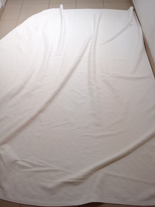 Colcha de cama, branca