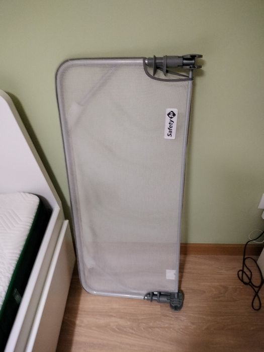 Barra de proteção para cama de criança