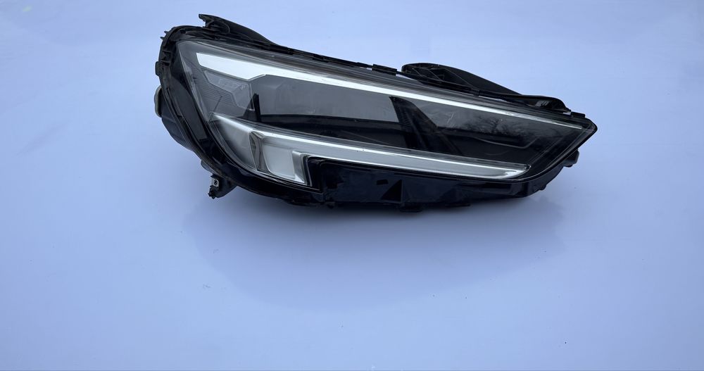 Opel Insignia b lift lampa prawa komplelna z modulami