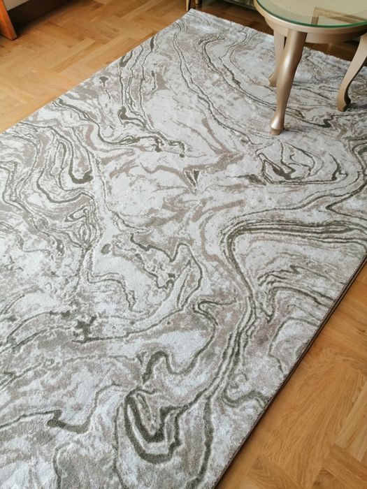 Dywan nowy 100 %wiskoza oliwka i beż