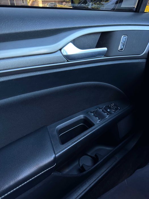 Ford Fusion 2017 2.5 Duratec AT (180 к.с.)
