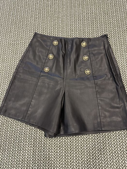 Продам шкіряні шорти Zara
